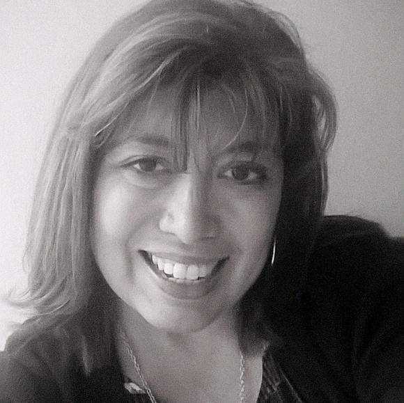 Meet your Posher, Sharon - Picture 1 of 1